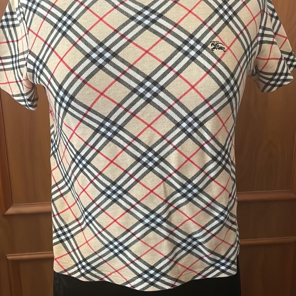 Soldā¤ļøAuthentic Burberry Check T-Shirtā¤ļø - Picture 8 of 17
